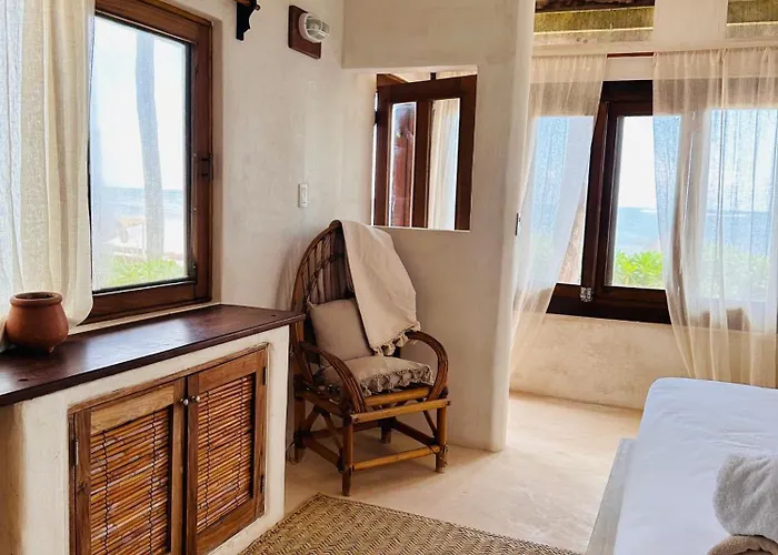 La Conchita (adults Only)