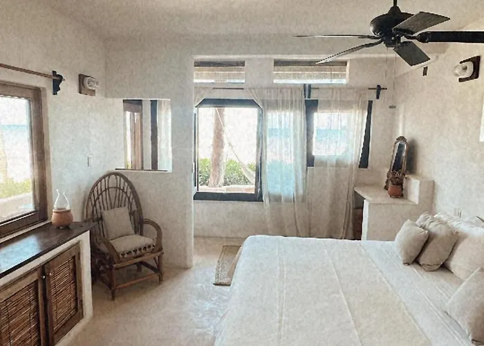 La Conchita (adults Only)